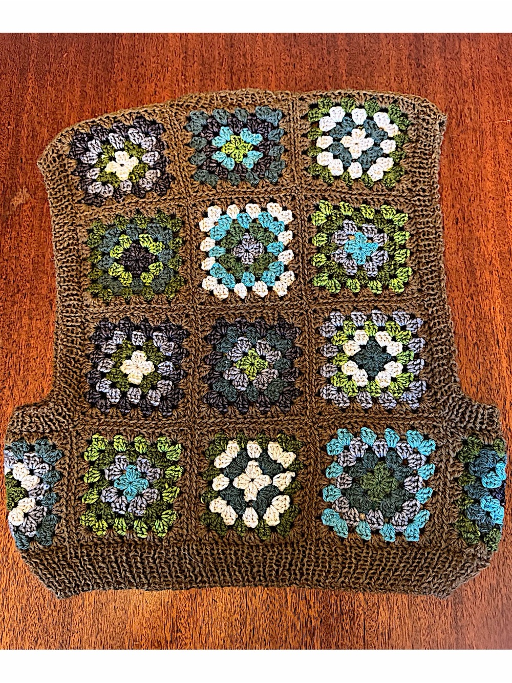Handmade Vintage Granny Square Wool Vest Size S - Picture 2 of 3
